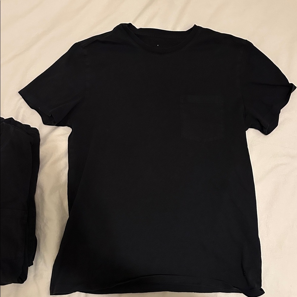 5 Everlane Organic Cotton Black Tees (5)